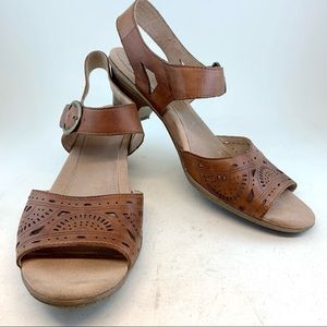 Earth Shoes Alpaca 2 Carson Westport Sandals 10
